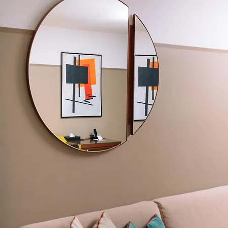 Fraser Suites Paris La Defense Courbevoie Exterior photo A convex mirror