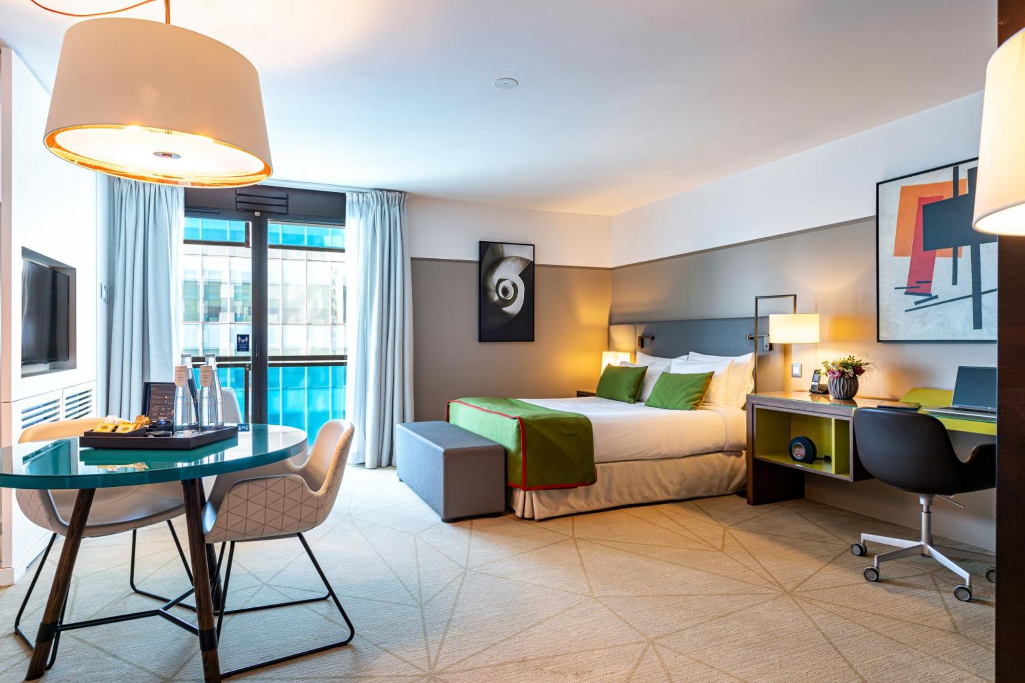 Fraser Paris La Defense Aparthotel 5*