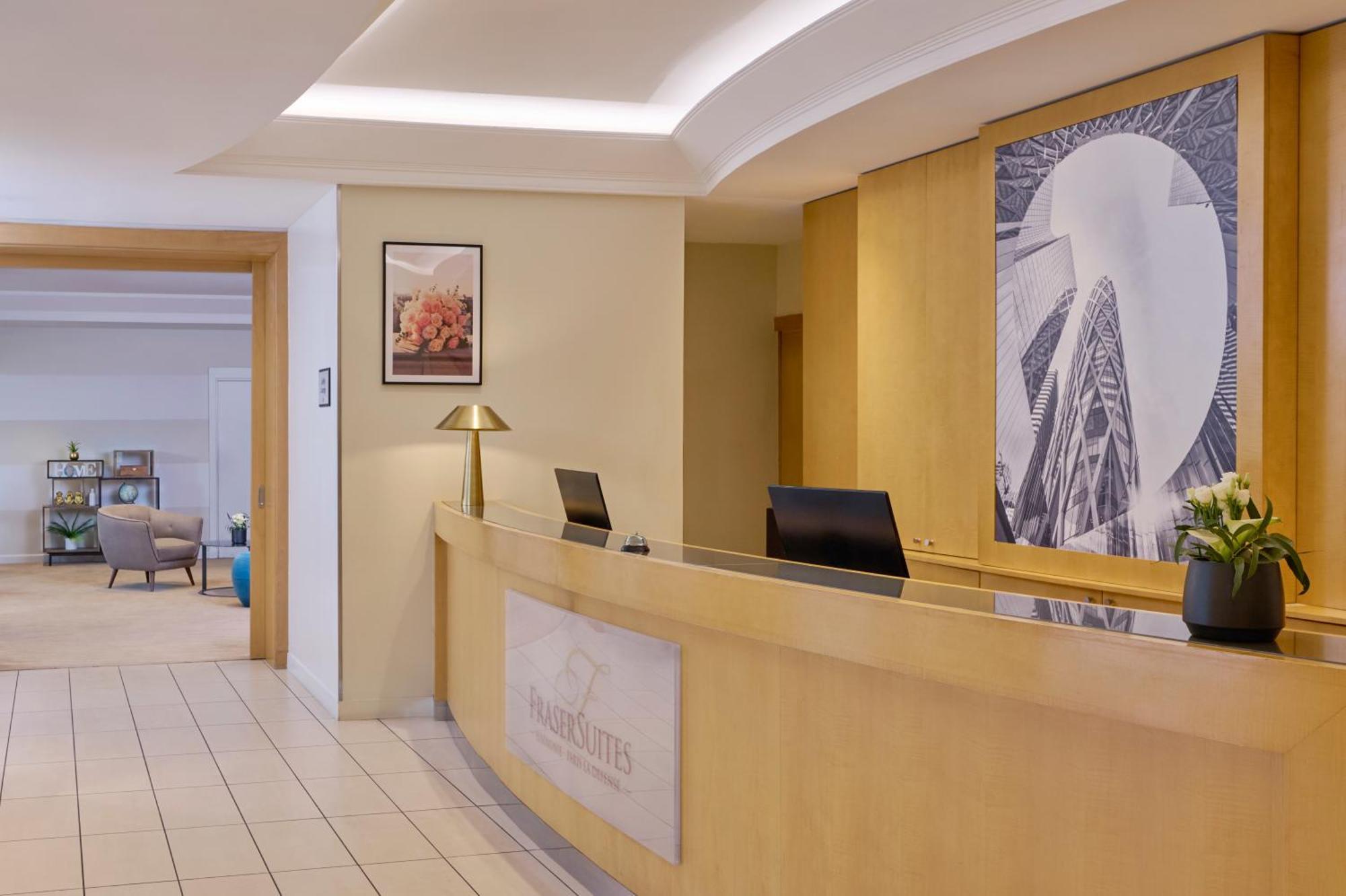 Fraser Paris La Defense 5*